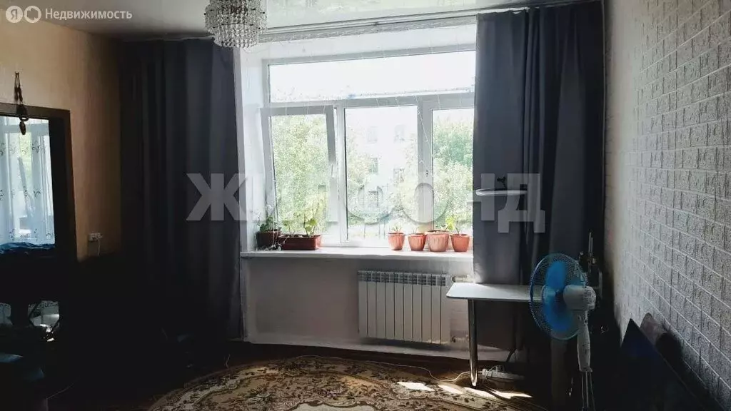 2-комнатная квартира: Карасук, улица Ленина, 18Б (42.7 м) - Фото 1