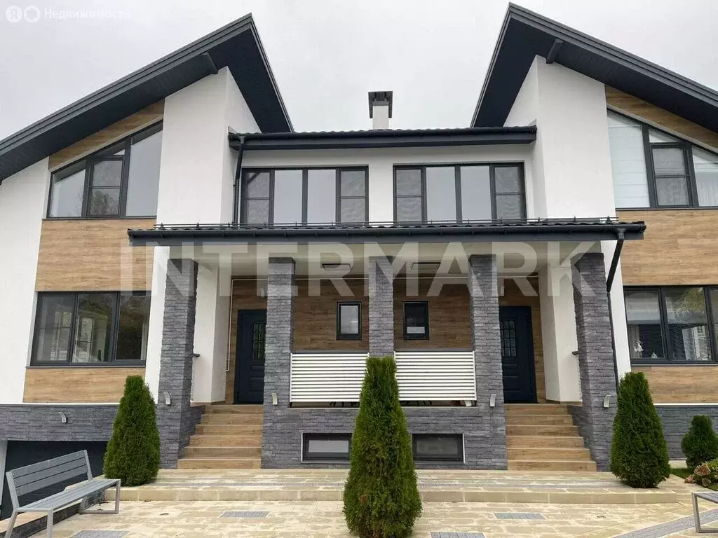 Дом в Московская область, городской округ Красногорск, село ... - Фото 1