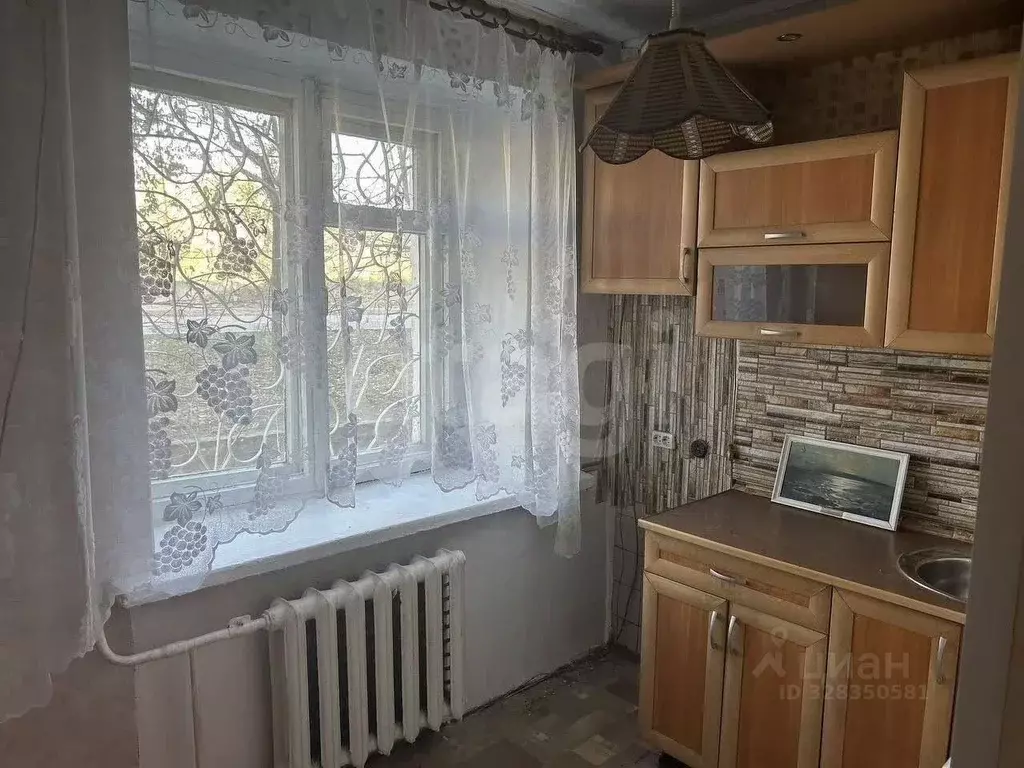 3-к кв. Бурятия, Улан-Удэ Стеклозавод мкр, ул. Воронежская, 6 (56.3 м) - Фото 1