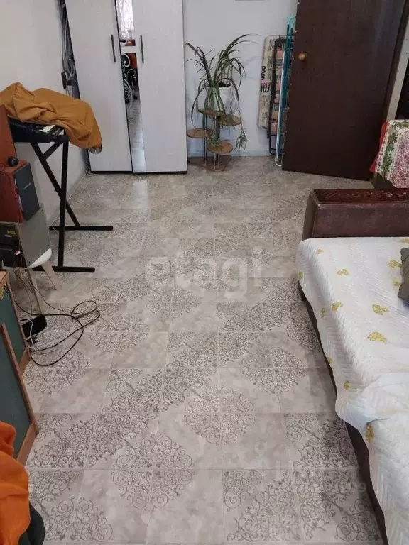 3-к кв. Крым, Черноморское пгт ул. Евпаторийская, 14 (64.7 м) - Фото 2