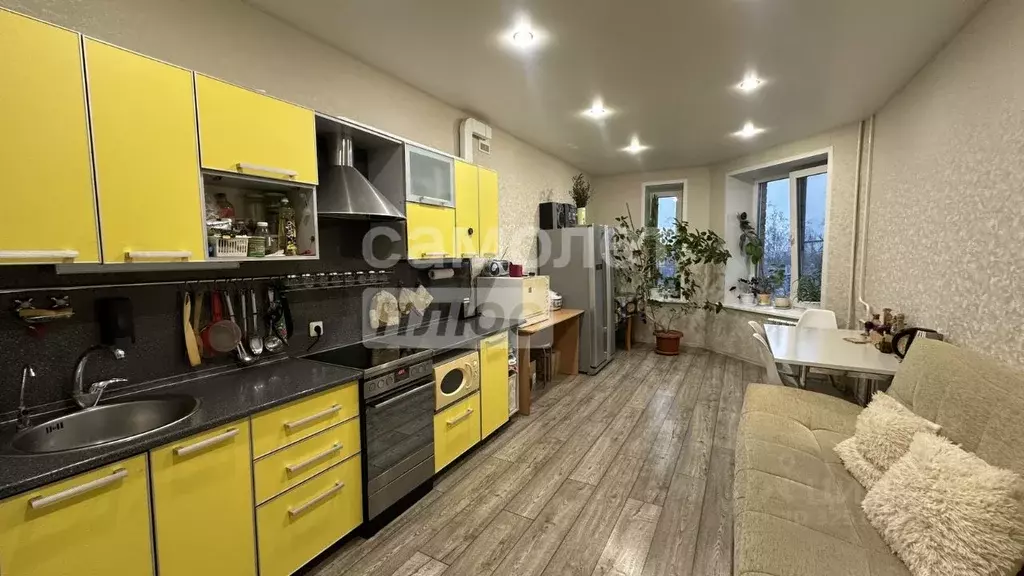 2-к кв. Самарская область, Тольятти Южное ш., 89 (83.5 м) - Фото 1