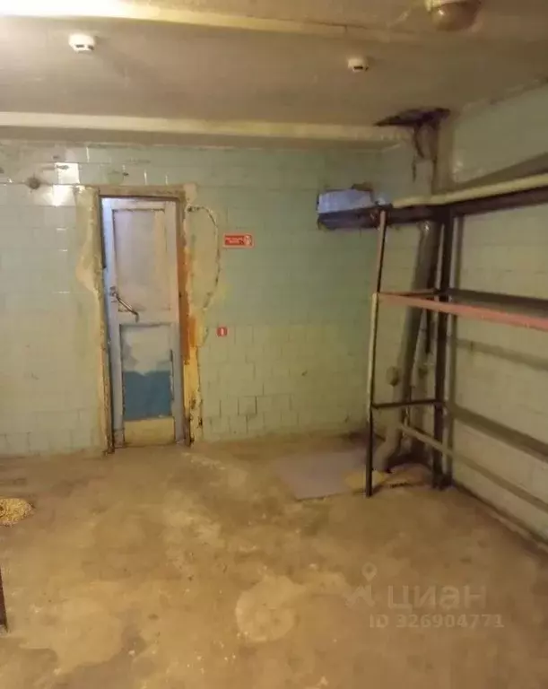 Помещение свободного назначения в Тюменская область, Тюмень ул. ... - Фото 2