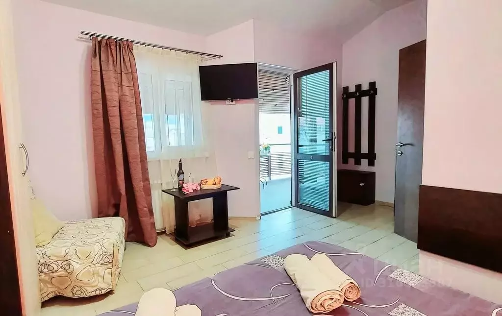 Комната Краснодарский край, Геленджик ул. Толстого, 84 - Фото 1