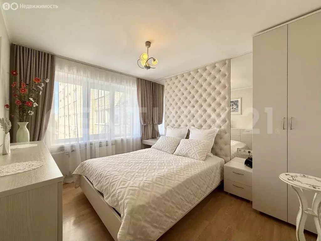 4-комнатная квартира: Чебоксары, улица Гузовского, 14 (60.1 м) - Фото 0