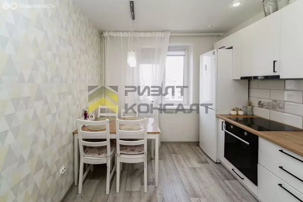 1-комнатная квартира: Омск, улица Лукашевича, 25 (37 м) - Фото 1