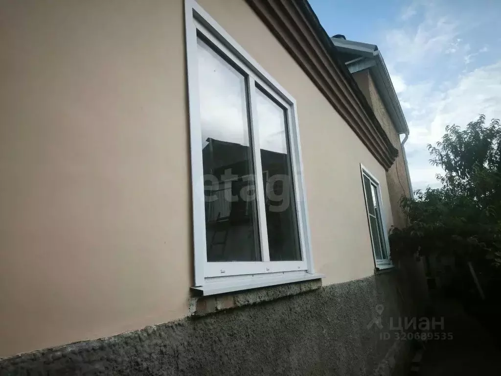 Дом в Адыгея, Майкоп городской округ, пос. Западный ул. Совхозная (91 ... - Фото 1