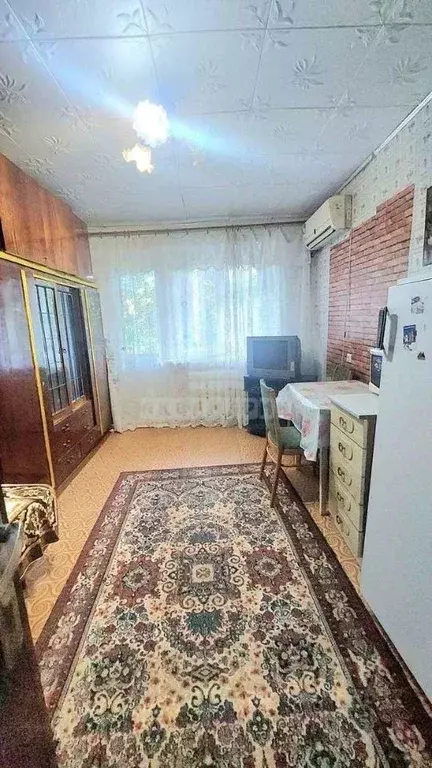 Комната Волгоградская область, Волгоград ул. 64-й Армии, 22А (13.0 м) - Фото 1
