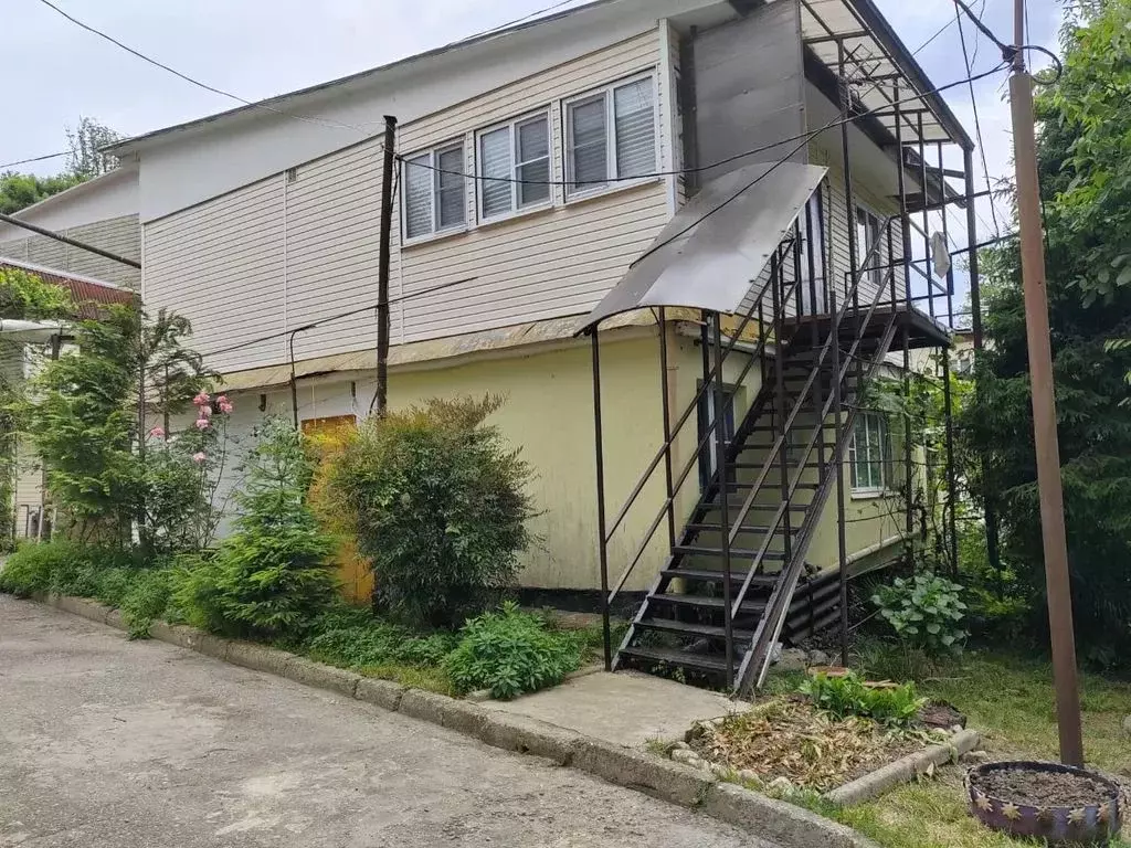 1-к кв. Краснодарский край, Сочи ул. Енисейская, 12 (70.0 м) - Фото 0