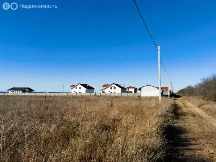 участок в черноморский район, село окунёвка (7.57 м) - Фото 1