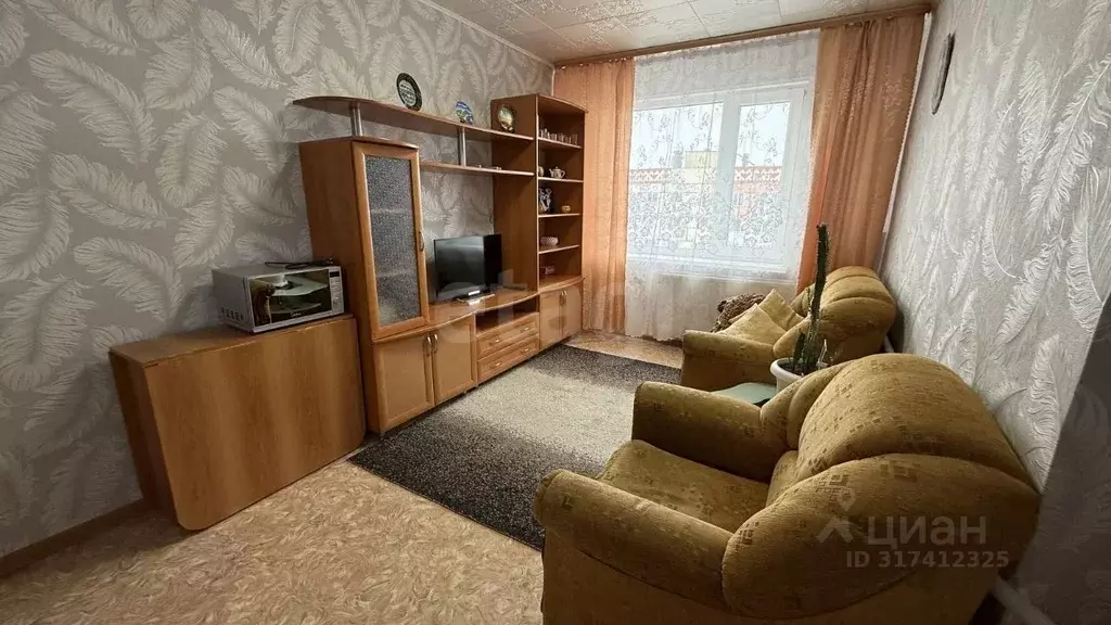 Комната Ямало-Ненецкий АО, Новый Уренгой 2-й мкр, ул. ... - Фото 0