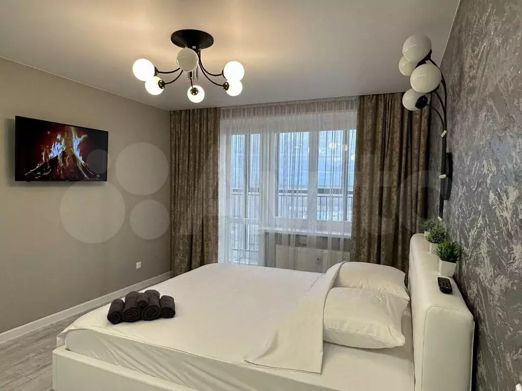 1-к. квартира, 40 м, 13/15 эт. - Фото 1