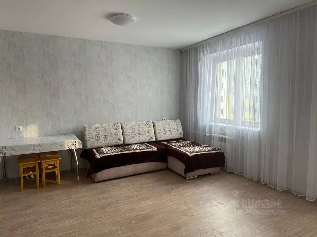 1-к кв. Омская область, Омск ул. Малиновского, 25к1 (52.0 м) - Фото 1