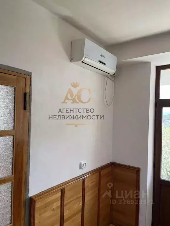 Дом в Крым, Джанкойский район, с. Яркое ул. Садовая, 37А (190 м) - Фото 2