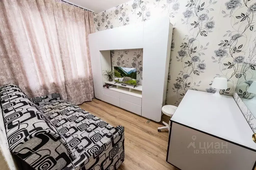 Комната Санкт-Петербург Ленинский просп., 131К2 - Фото 1