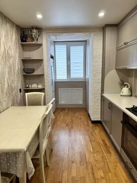 3-к кв. Дагестан, Каспийск ул. Байрамова, 8 (80.0 м) - Фото 1