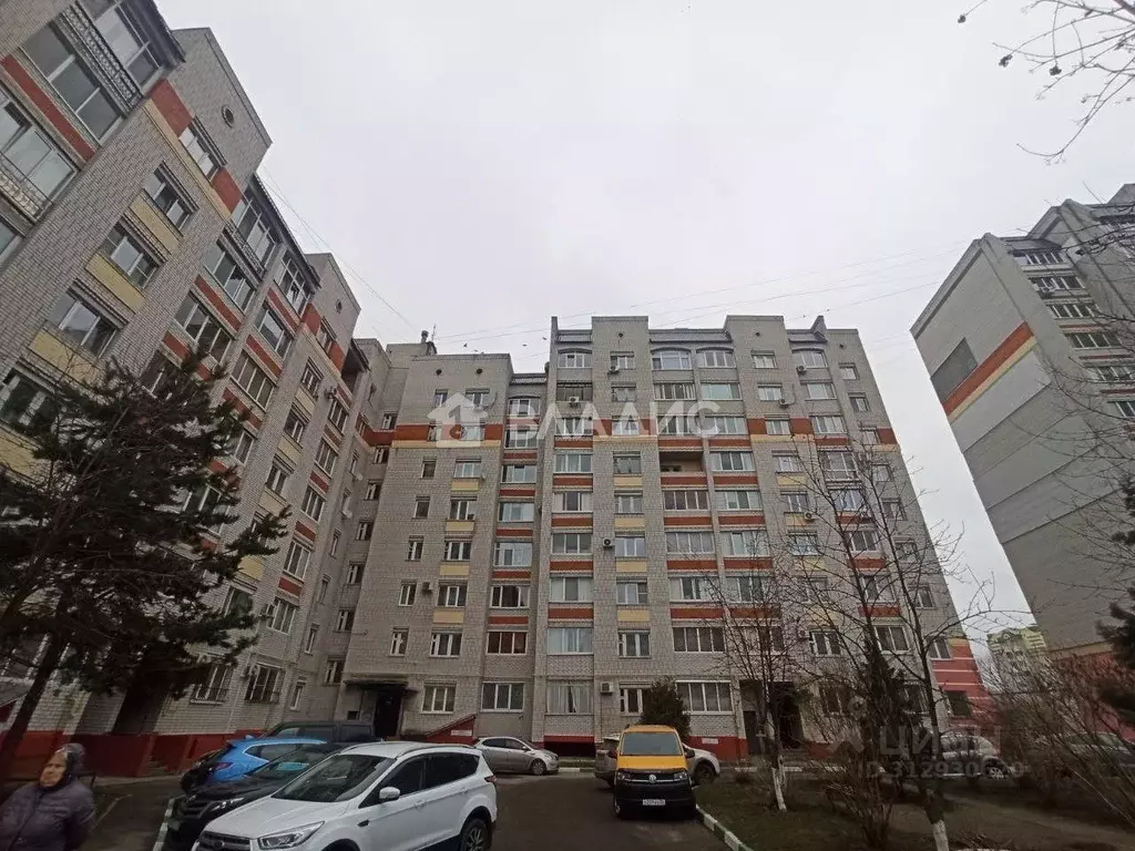 3-к кв. Брянская область, Брянск ул. Крахмалева, 39 (87.9 м) - Фото 0