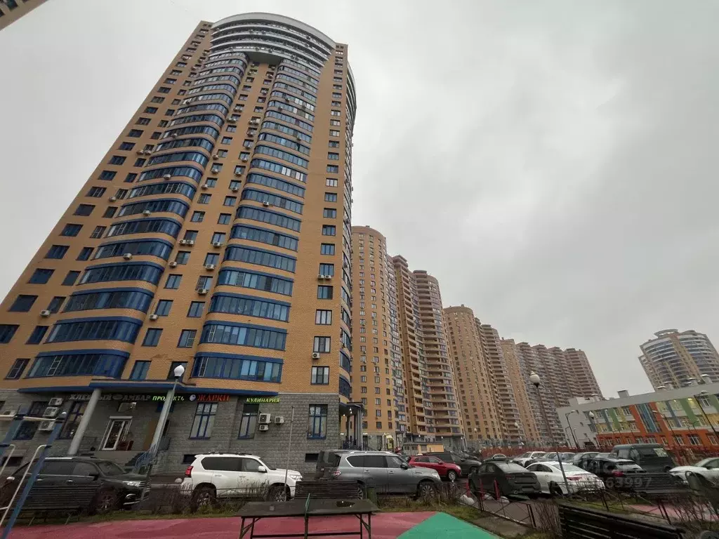 3-к кв. Московская область, Реутов ул. Реутовских ополченцев, 4 (63.0 ... - Фото 1