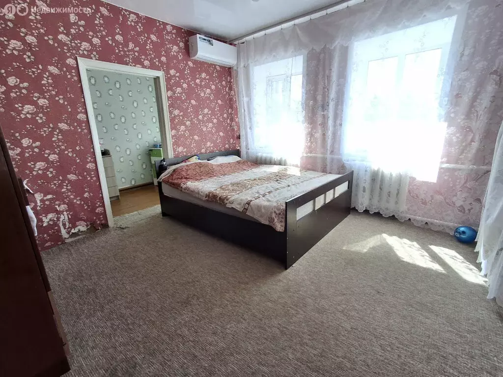 Дом в станица Старощербиновская, Красная улица (70 м) - Фото 0