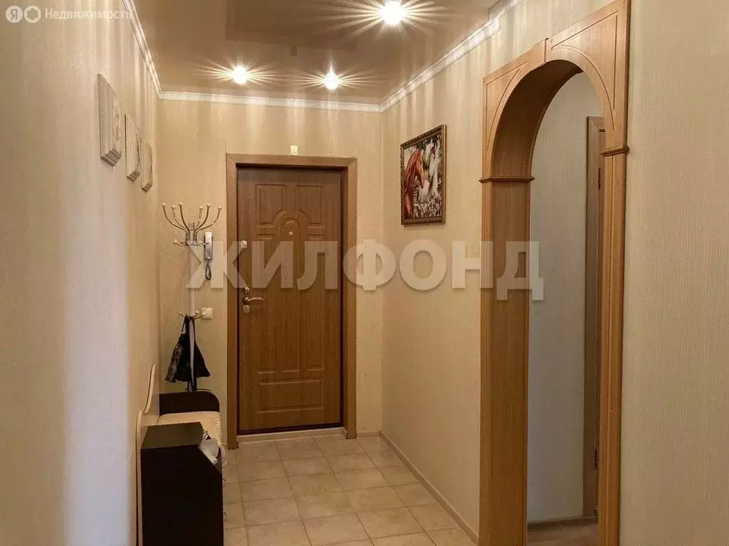 2-комнатная квартира: посёлок Майский, Садовая улица, 14 (57.2 м) - Фото 0
