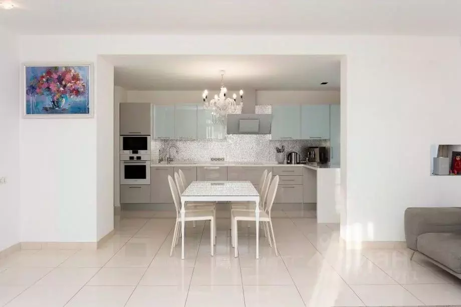 3-к кв. Самарская область, Самара Ленинская ул., 61 (132.3 м) - Фото 1