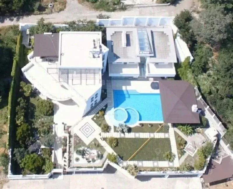 Участок в Крым, Ялта муниципальный округ, Массандра пгт ул. Мира, 2 ... - Фото 2