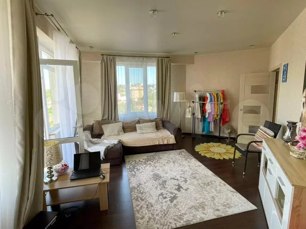 Комната 25 м в 2-к., 4/6 эт. - Фото 1
