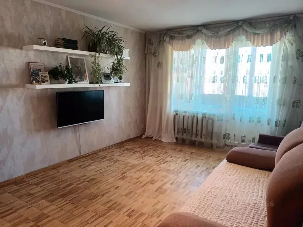 2-к кв. Новгородская область, Великий Новгород Парковая ул., 16к2 ... - Фото 0