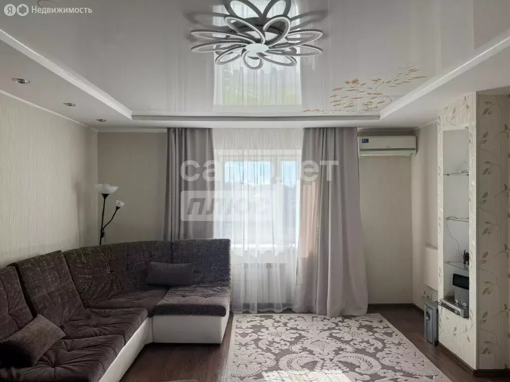 3-комнатная квартира: Каменск-Уральский, улица Мичурина, 16 (86.5 м) - Фото 0