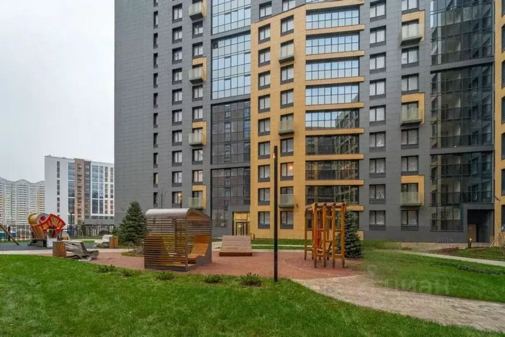 2-к кв. Санкт-Петербург Парашютная ул., 71к2 (69.53 м) - Фото 1