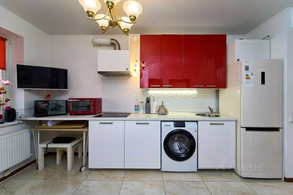 2-к кв. Адыгея, Тахтамукайский район, Старобжегокайское с/пос, Новая ... - Фото 2