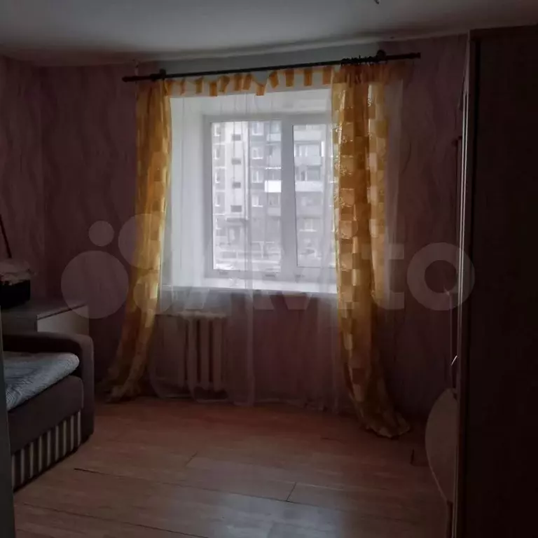 Комната 13 м в 1-к., 2/4 эт. - Фото 0