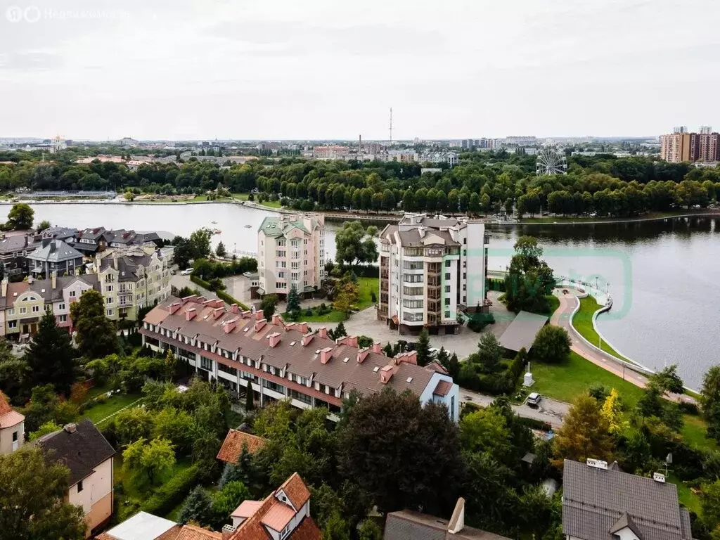 Дом в Калининград, Курортная улица (216.3 м) - Фото 1
