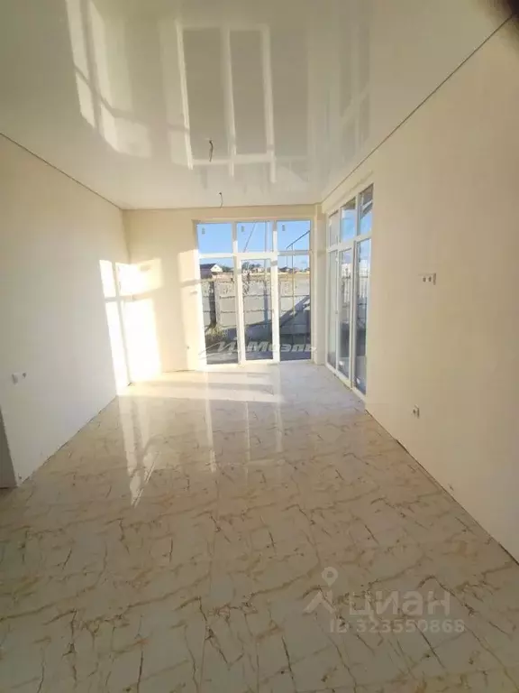 Дом в Крым, Симферопольский район, с. Мирное ул. Раздольная (120 м) - Фото 2