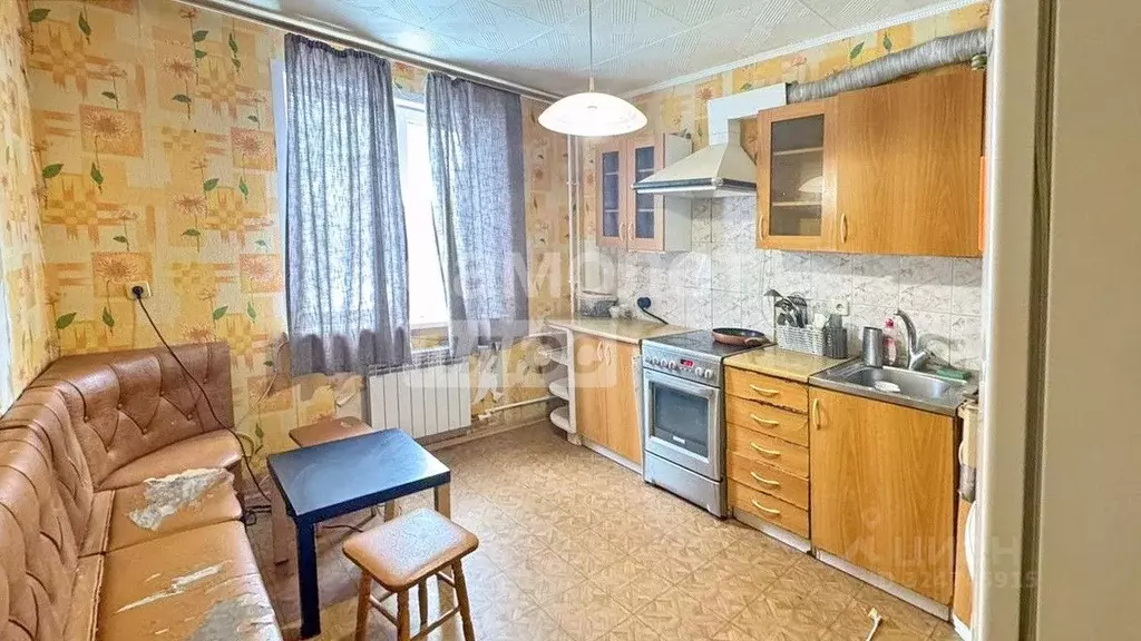 3-к кв. Калужская область, Калуга ш. Одоевское, 11 (76.0 м) - Фото 0