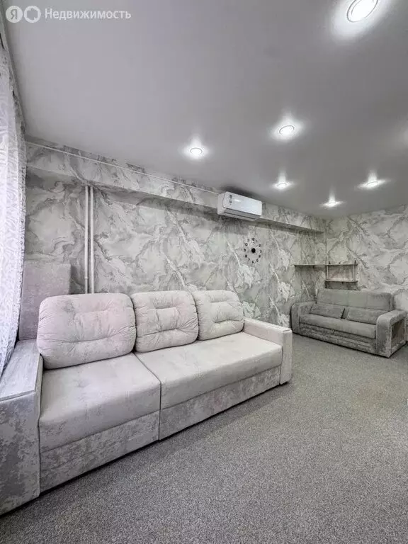 1-комнатная квартира: Омск, микрорайон Городок Нефтяников, улица ... - Фото 1