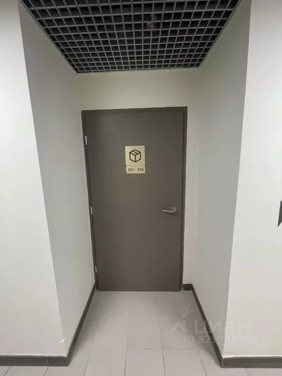 Гараж в Московская область, Ленинский городской округ, пос. Развилка ... - Фото 0