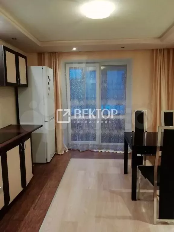 2-к. квартира, 67,4 м, 1/10 эт. - Фото 0
