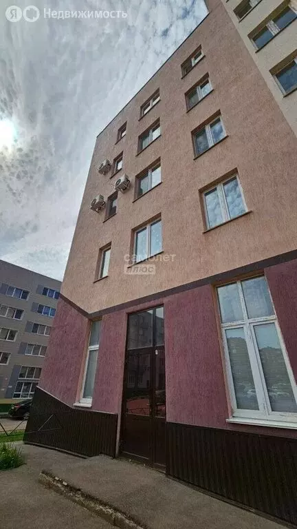 Квартира-студия: Октябрьский, улица Рахимьяна Насырова, 3 (22.6 м) - Фото 1