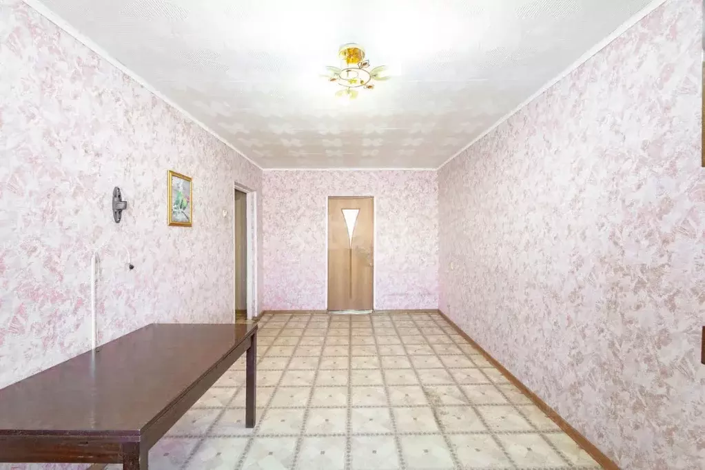 3-к кв. Хабаровский край, Комсомольск-на-Амуре ул. Гамарника, 39к2 ... - Фото 1