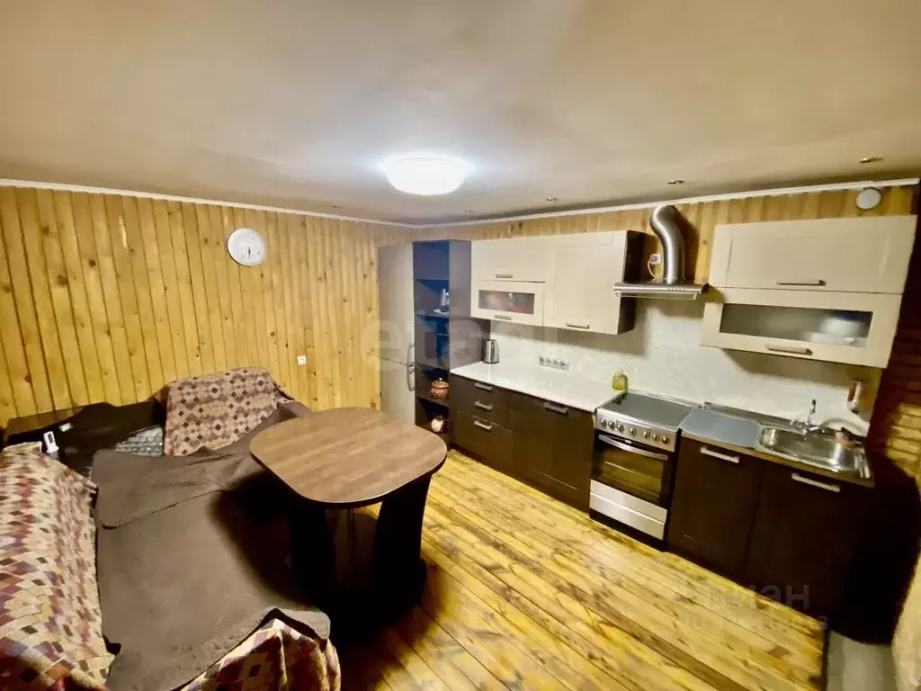 Дом в Кемеровская область, Кемерово Беломорская ул. (69 м) - Фото 1