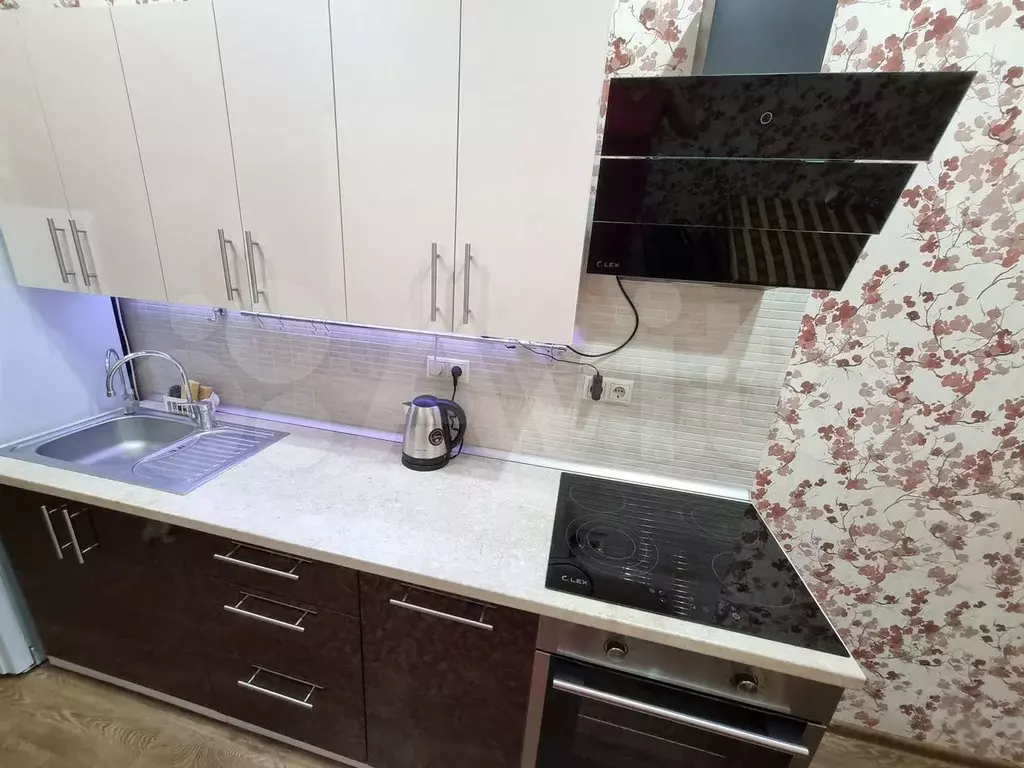 1-к. квартира, 38 м, 2/4 эт. - Фото 0