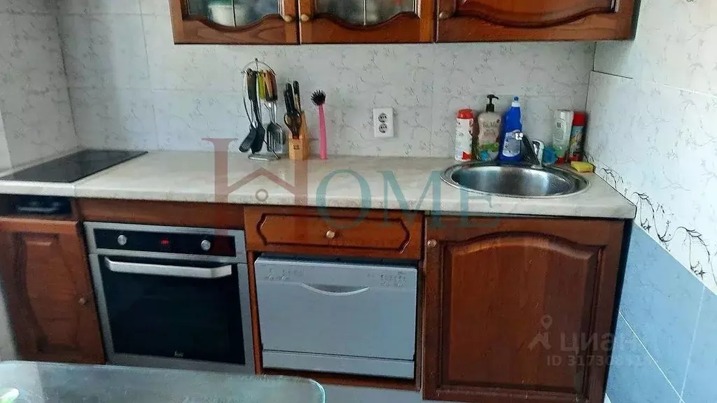 3-к кв. Новосибирская область, Новосибирск Путевая ул., 10 (57.0 м) - Фото 0