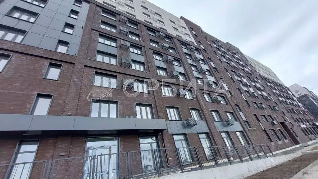 1-к кв. Тюменская область, Тюмень Новгородская ул., 20 (38.5 м) - Фото 1