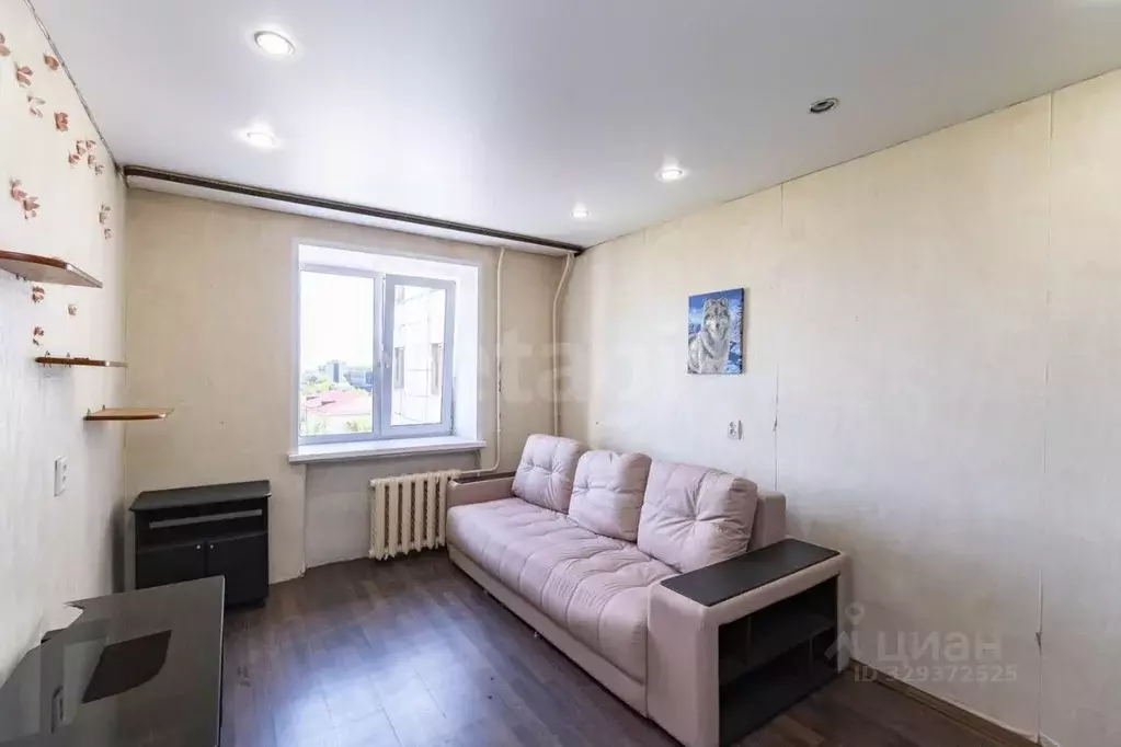 Комната Тюменская область, Тюмень ул. Республики, 233 (27.4 м) - Фото 1