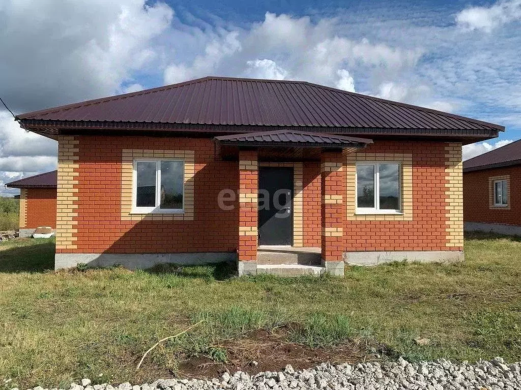 Дом в Башкортостан, Уфимский район, Русско-Юрмашский сельсовет, д. ... - Фото 0