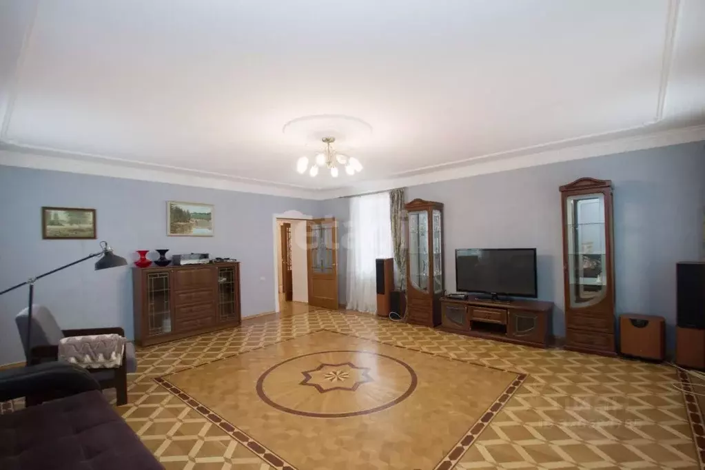 Дом в Калужская область, Калуга пер. 2-й Интернациональный, 18 (307 м) - Фото 2