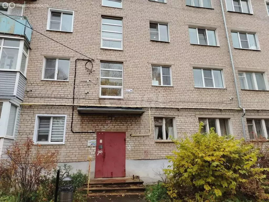 3-комнатная квартира: Данилов, улица Шарохина, 22 (62.2 м) - Фото 2