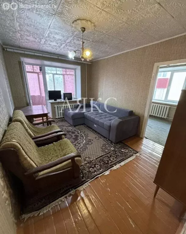 3-комнатная квартира: Кумертау, Окружная улица, 10 (50.3 м) - Фото 1