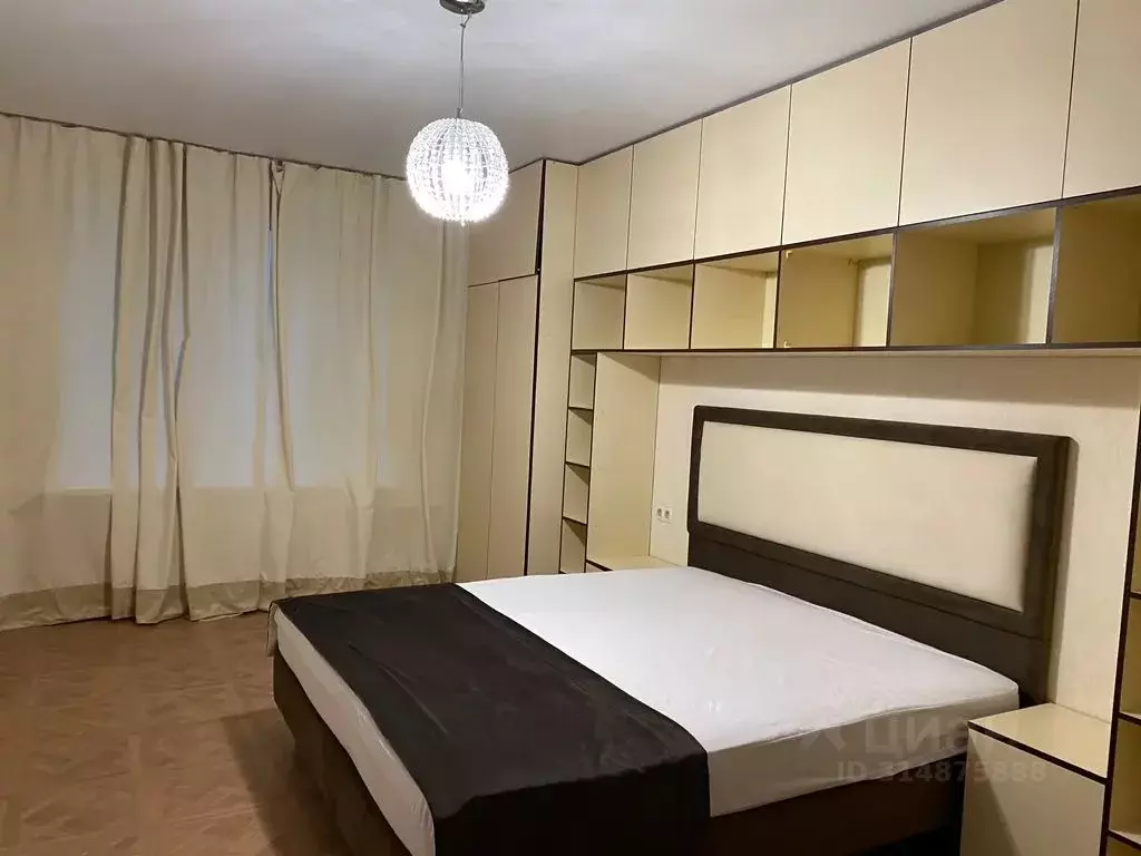 2-к кв. Татарстан, Казань ул. Сабира Ахтямова, 1к1 (63.0 м) - Фото 0