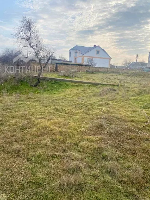 Участок в Крым, Черноморское пгт ул. Цветочная (6.0 сот.) - Фото 2